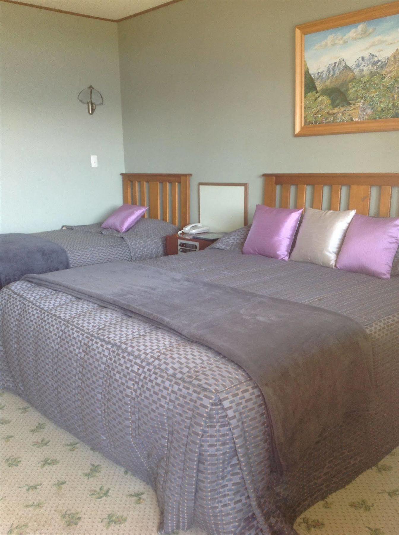Te Anau Manapouri Lake Hotel Exterior photo